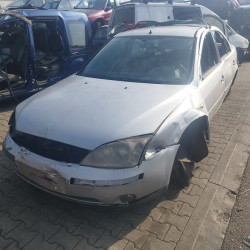 FORD MONDEO (2001)