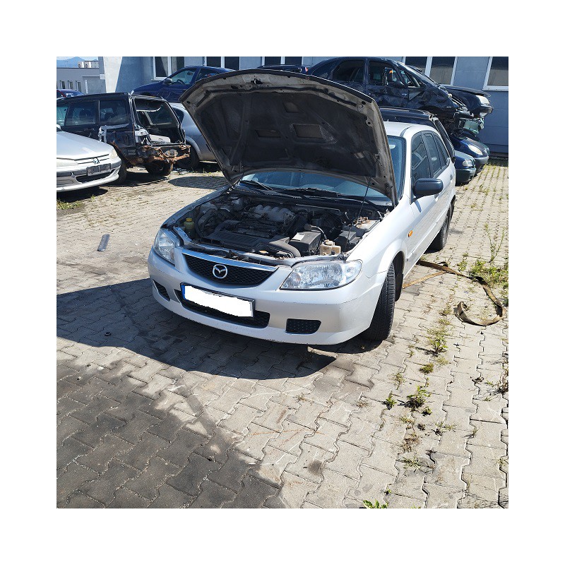 MAZDA 323 F (2001)