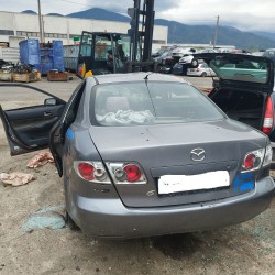 MAZDA 6GG (2003)