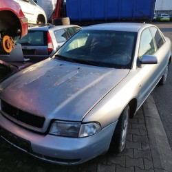 AUDI A4	(1997)