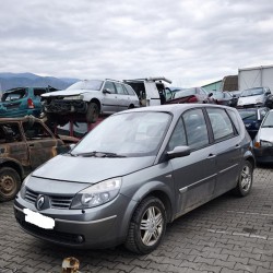 RENAULT MEGANE (2003)