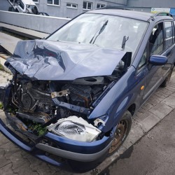 MAZDA PREMACY (2001)