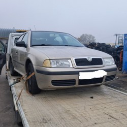 ŠKODA OCTAVIA (2004)