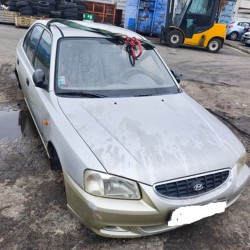 HYUNDAI ACCENT (2002)