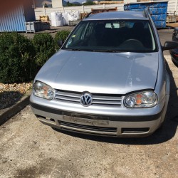 Volskwagen Golf r.v 2002,...